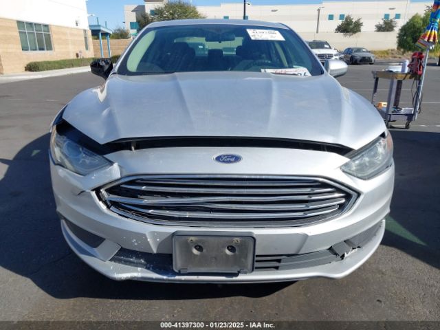 3FA6P0LUXHR233843 Ford Fusion Hybrid Se