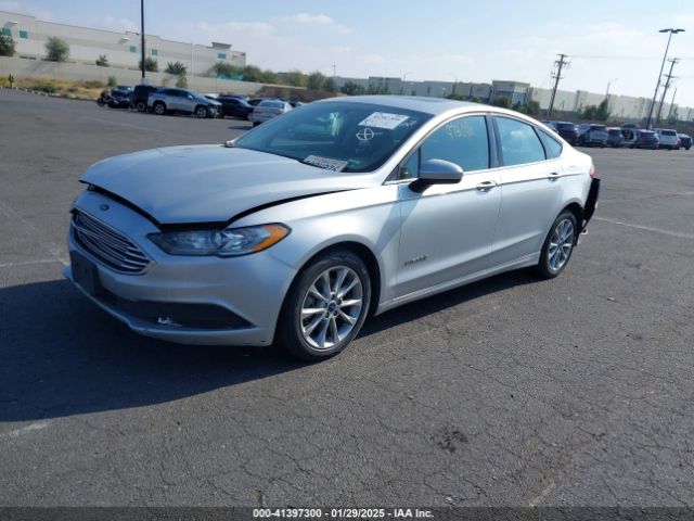 3FA6P0LUXHR233843 Ford Fusion Hybrid Se