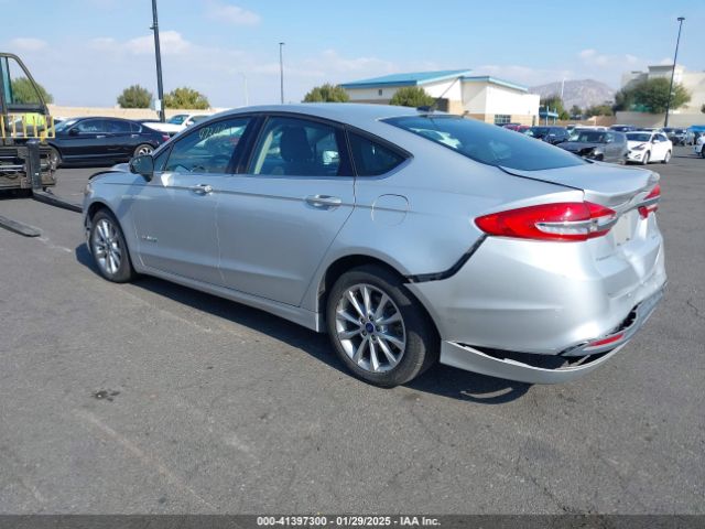3FA6P0LUXHR233843 Ford Fusion Hybrid Se
