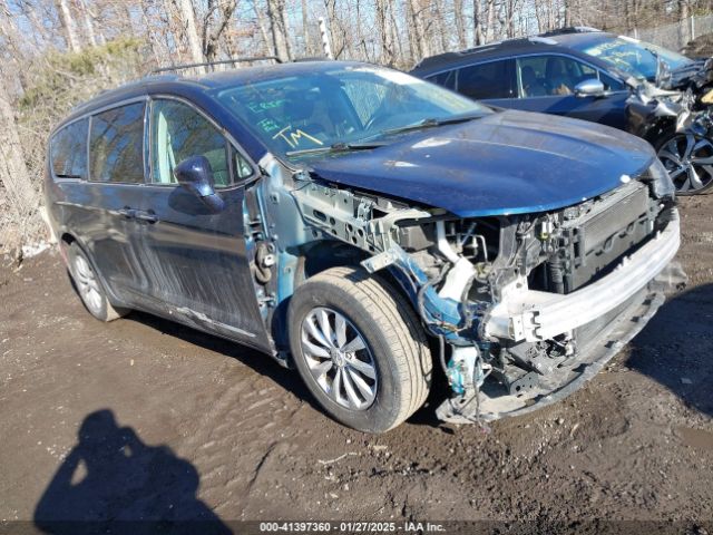 2018 CHRYSLER PACIFICA 2C4RC1BG5JR294811 Photo 0