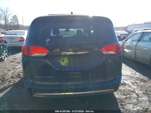 Chrysler Pacifica Touring L 2018 2C4RC1BG5JR294811 Image 17