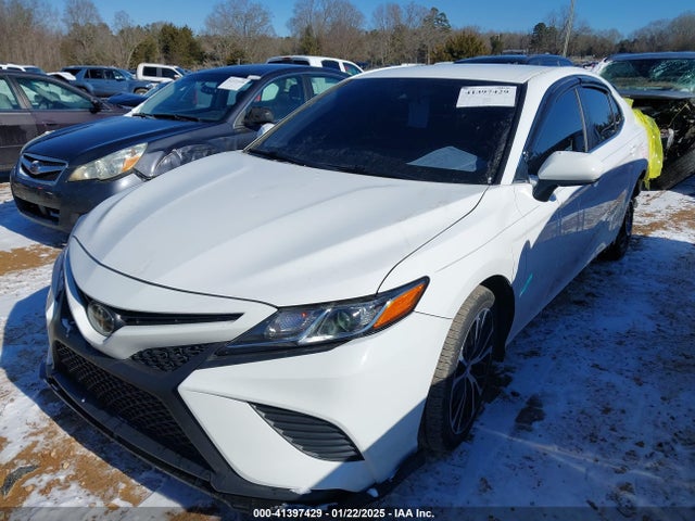 Toyota CAMRY SE 2018 4T1B11HK4JU676281 Image 2