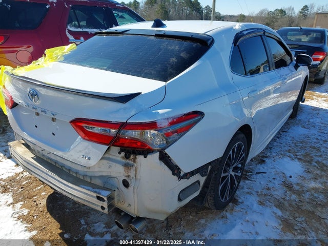 Toyota CAMRY SE 2018 4T1B11HK4JU676281 Image 4