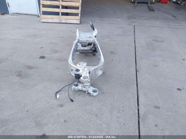 2016 APRILIA TUONO ZD4TYUA06GS000292 Photo 4