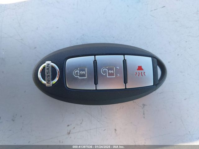 KNMAT2MT7FP564515 Nissan ROGUE SV