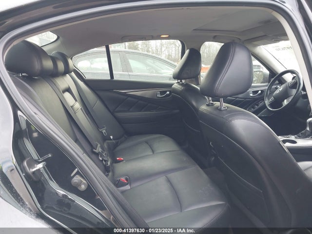 JN1EV7ARXHM833924 Infiniti Q50 3.0t Premium