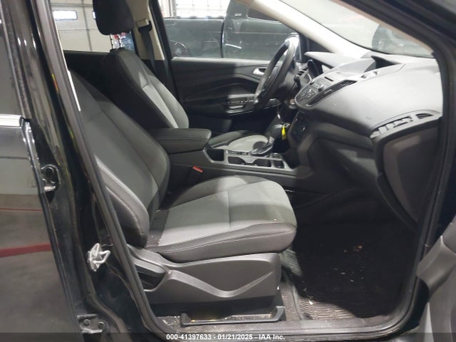 41397633 :رقم المزاد ، 1FMCU9GD1HUC74810 vin ، 2017 Ford Escape Se مزاد بيع