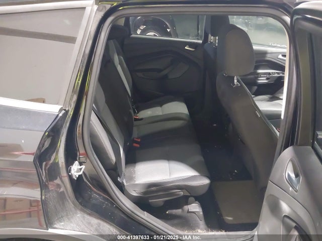 41397633 :رقم المزاد ، 1FMCU9GD1HUC74810 vin ، 2017 Ford Escape Se مزاد بيع