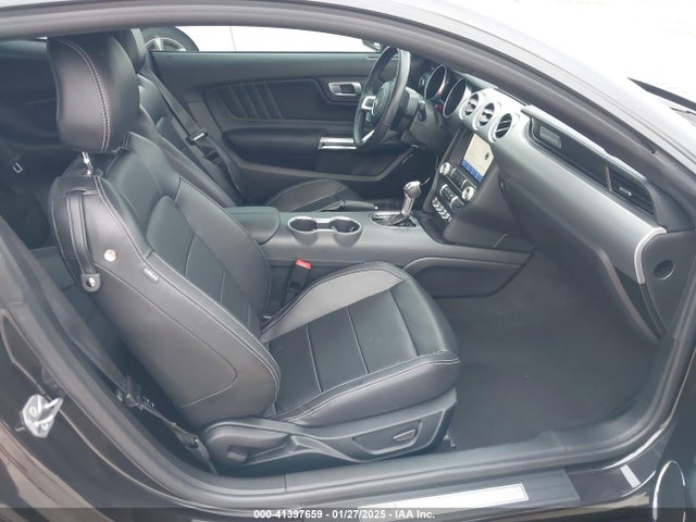 1FA6P8TH5N5130619 Ford Mustang Ecoboost Premium Fastback