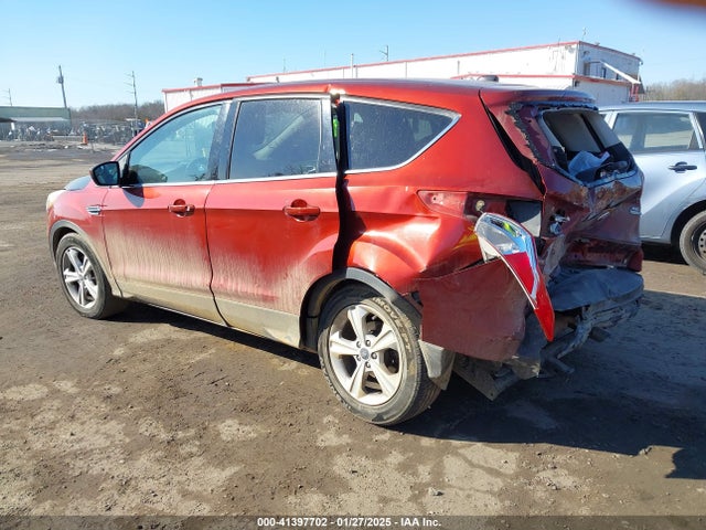 1FMCU9GX7FUC33881 Ford ESCAPE SE