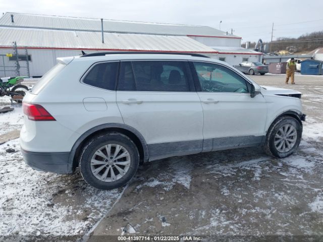 3VV3B7AX7KM040136 Volkswagen Tiguan 2.0t Se/2.0t Sel/2.0t Sel R-line/2.0t Sel R-line Black