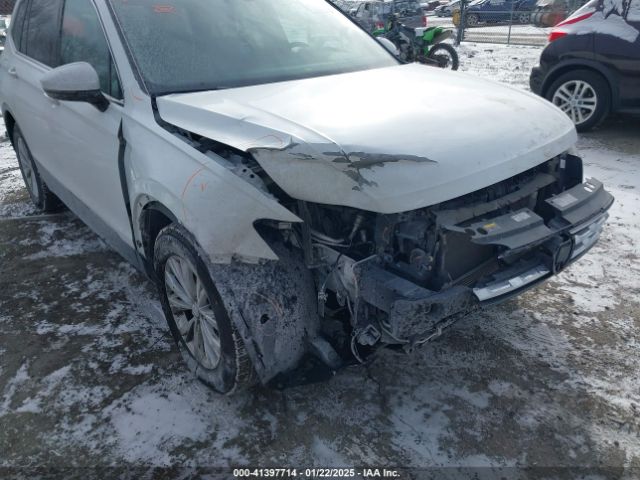 3VV3B7AX7KM040136 Volkswagen Tiguan 2.0t Se/2.0t Sel/2.0t Sel R-line/2.0t Sel R-line Black