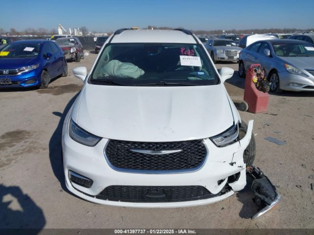 2C4RC1BG3NR146842 Chrysler Pacifica Touring L