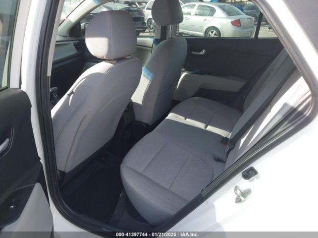 3KPA24AB4JE127249 KIA RIO S