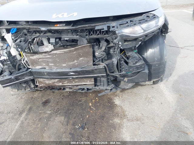 KNDJ23AUXN7831957 KIA SOUL LX