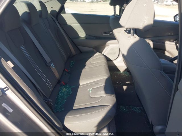 KMHLM4DG1RU669539 Hyundai ELANTRA SEL