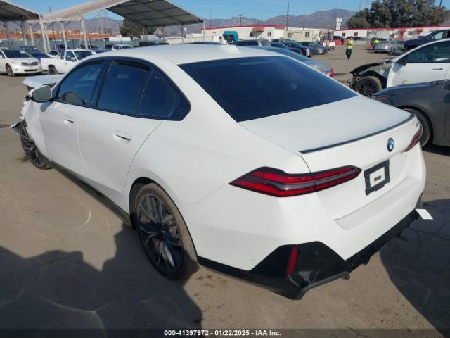 WBA43FJ0XSCU07459 BMW 530 I