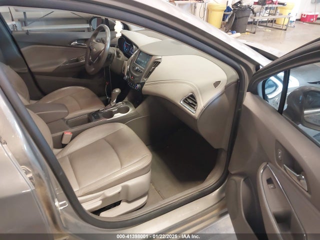 3G1BF5SM4HS563747 Chevrolet Cruze Premier Auto