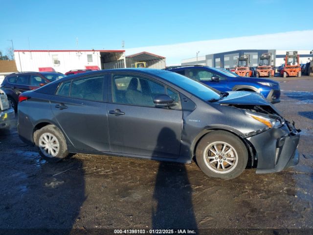 JTDKARFU3L3111231 Toyota Prius L Eco