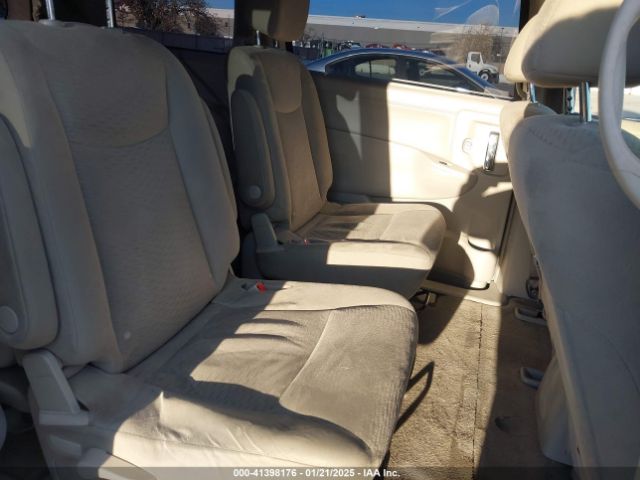 JN8AE2KP8F9127809 Nissan QUEST S