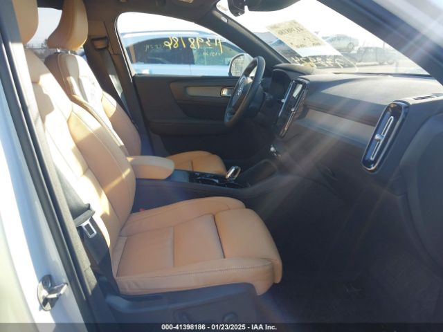 YV4162UL7N2738924 Volvo Xc40 T5 Inscription