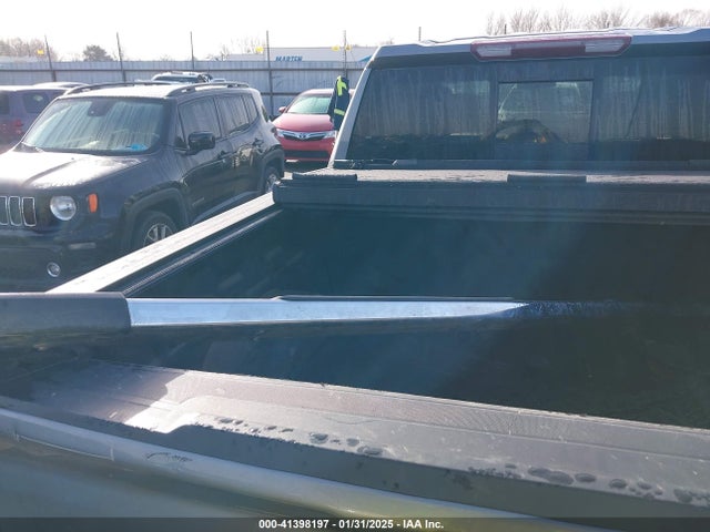 1GTU9DED3KZ240314 GMC Sierra 1500 Slt