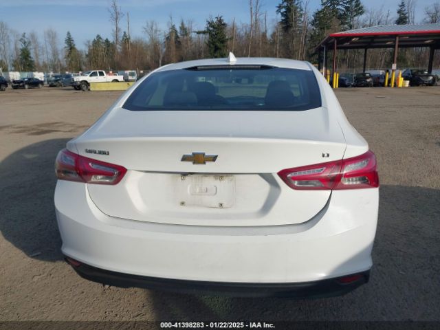 1G1ZD5ST5NF155379 Chevrolet Malibu Fwd Lt