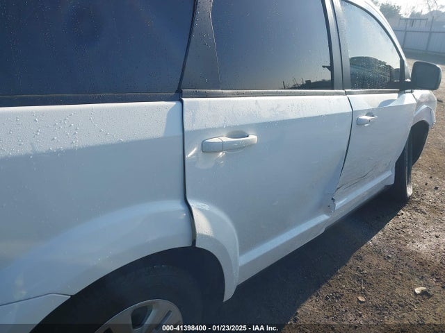 Dodge JOURNEY SE 2016 3C4PDCAB0GT246354 Image 15