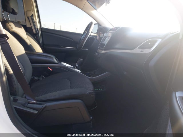 Dodge JOURNEY SE 2016 3C4PDCAB0GT246354 Image 5