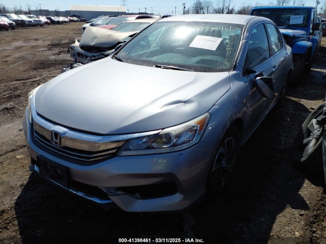 Honda ACCORD LX 2017 1HGCR2F3XHA005424 Image 2