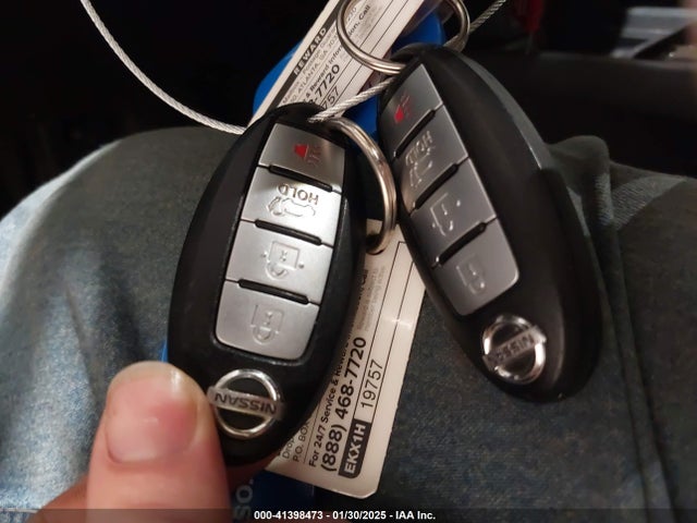 5N1AT2MV5FC789584 Nissan Rogue S/sl/sv