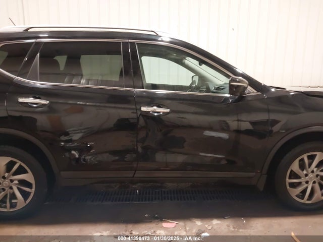 5N1AT2MV5FC789584 Nissan Rogue S/sl/sv