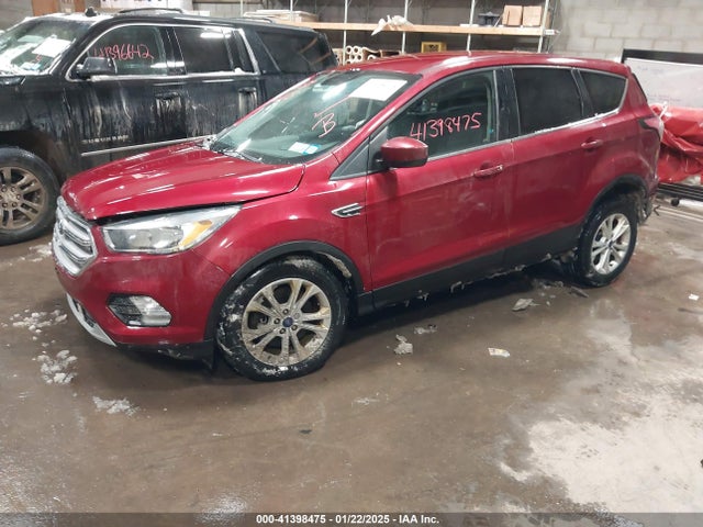 1FMCU9G93HUB76325 Ford ESCAPE SE