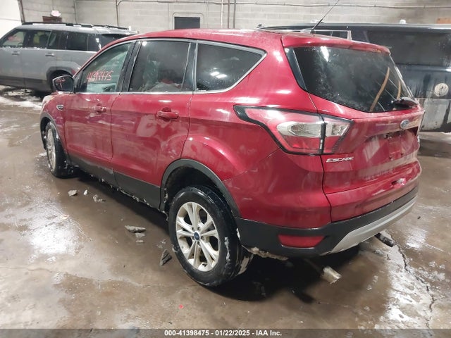 1FMCU9G93HUB76325 Ford ESCAPE SE