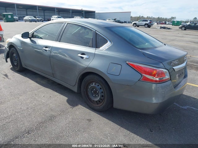 Nissan Altima 2.5 S 2014 1N4AL3AP4EN254030 Image 3