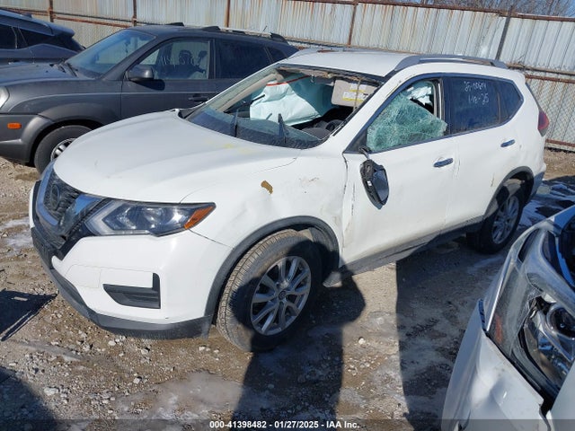 Nissan ROGUE SV 2018 KNMAT2MT2JP586222 Image 2