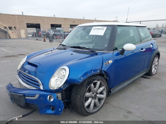 2006 MINI COOPER S WMWRE33556TJ36937 Photo 1