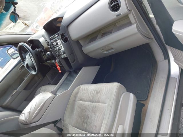 5FNYF4H23EB009959 Honda PILOT LX