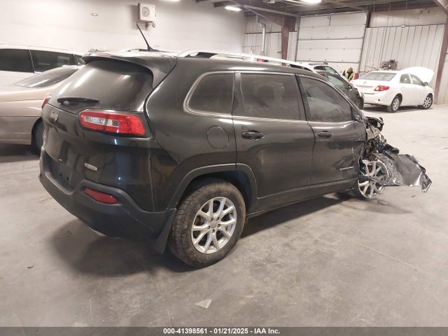 Jeep Cherokee Latitude 2015 1C4PJMCS5FW776632 Image 4