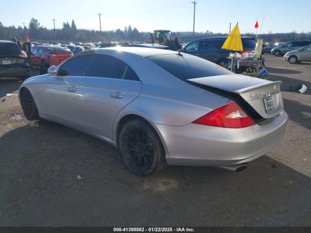 2006 MERCEDES-BENZ CLS 500 WDDDJ75X86A059965 Photo 2
