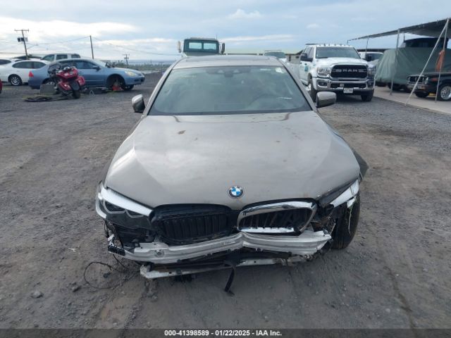 WBAJE5C52KWA98653 BMW 540I