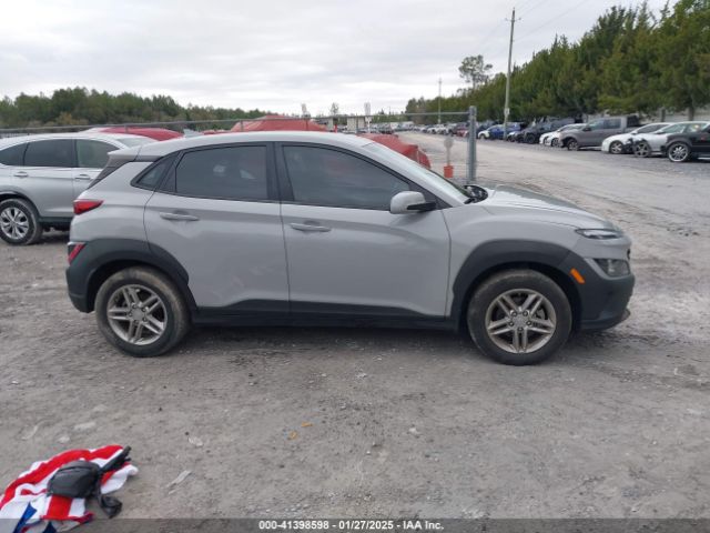 KM8K22AB0NU772332 Hyundai Kona Se