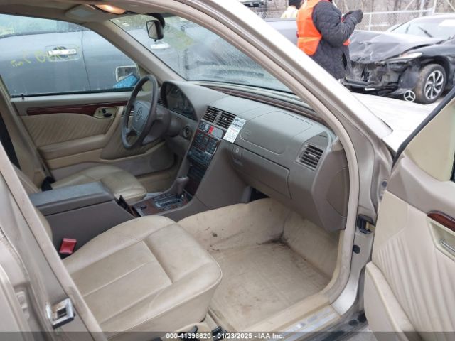 1995 MERCEDES-BENZ C WDBHA22E1SF296620 Photo 4
