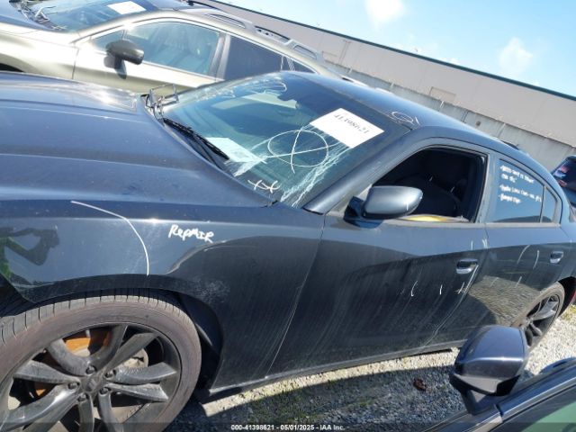 2C3CDXBG3JH297674 Dodge Charger Sxt Rwd