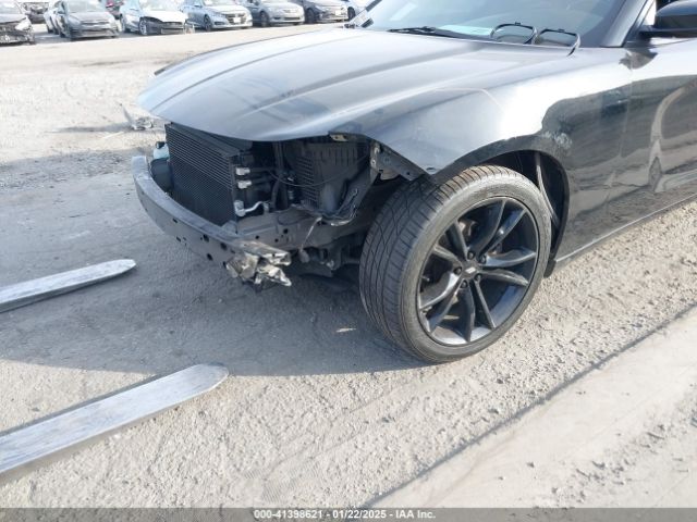 2C3CDXBG3JH297674 Dodge Charger Sxt Rwd