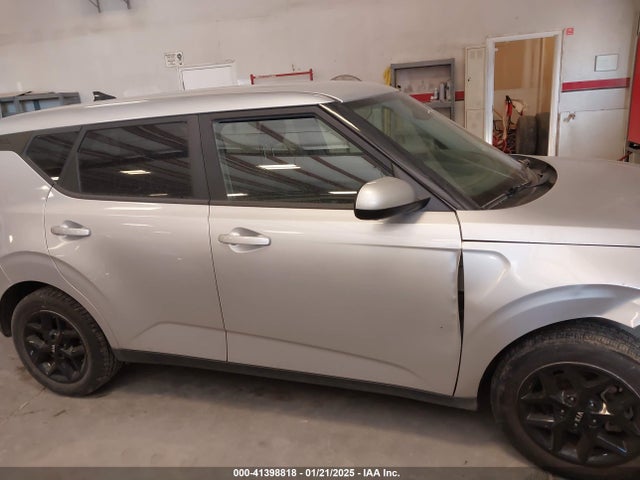 KIA SOUL S 2020 KNDJ23AU5L7016093 Image 14