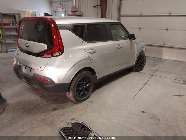 KNDJ23AU5L7016093 KIA SOUL S