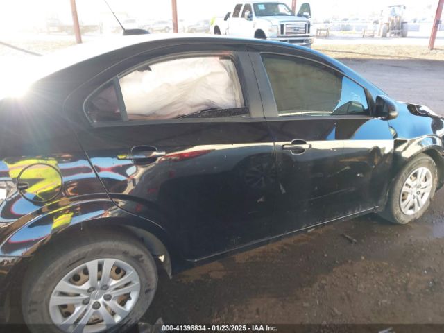 1G1JB5SG9H4172563 Chevrolet Sonic Ls Auto