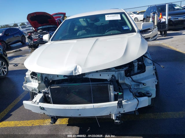 2G1125S30E9200711 Chevrolet lfx