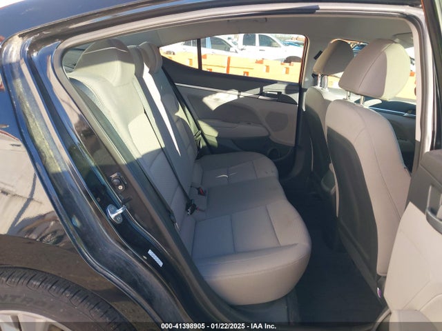 Hyundai ELANTRA SEL 2019 KMHD84LFXKU793476 Image 8